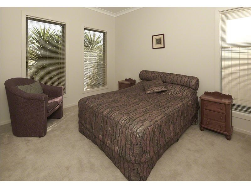 8 Blueberry Street, Banksia Beach QLD 4507