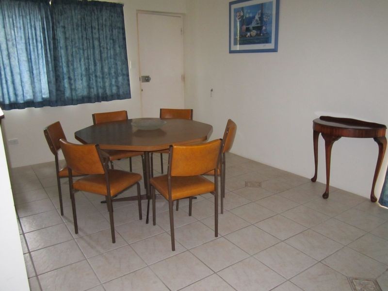 4/9 South Esplanade, ‘Clearview’, Bongaree QLD 4507