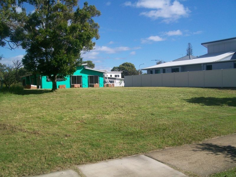 88 North Street, Woorim QLD 4507