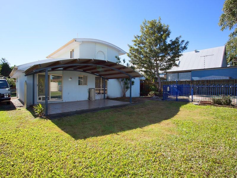 31 Gordon Crescent, Sandstone Point QLD 4511