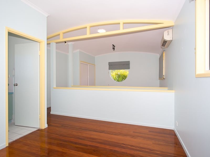 31 Gordon Crescent, Sandstone Point QLD 4511