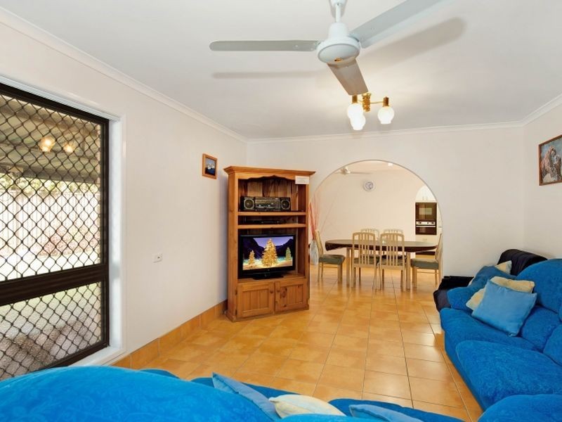 2 Elkhorn Avenue, Bellara QLD 4507