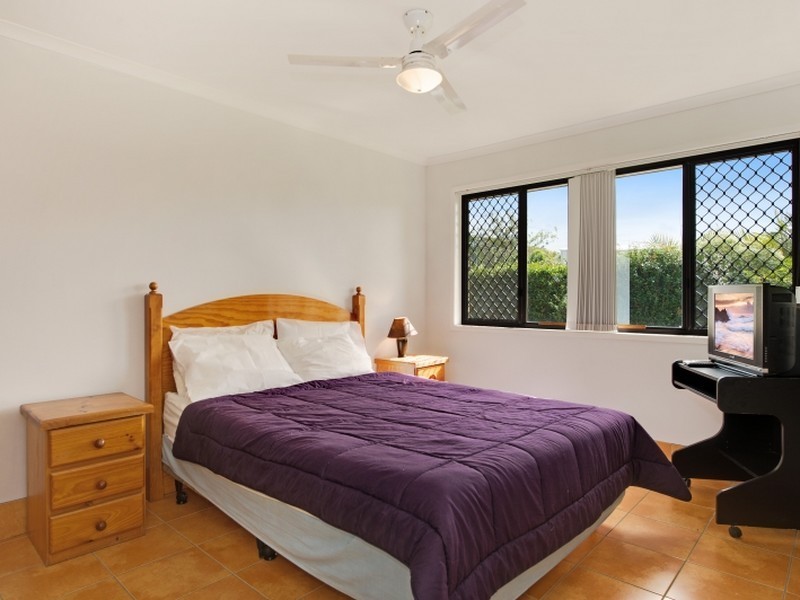 2 Elkhorn Avenue, Bellara QLD 4507