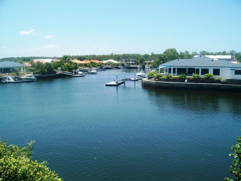 137 Voyagers Drive, Banksia Beach QLD 4507