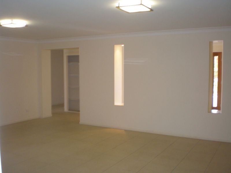 29 Marina Boulevard, Banksia Beach QLD 4507