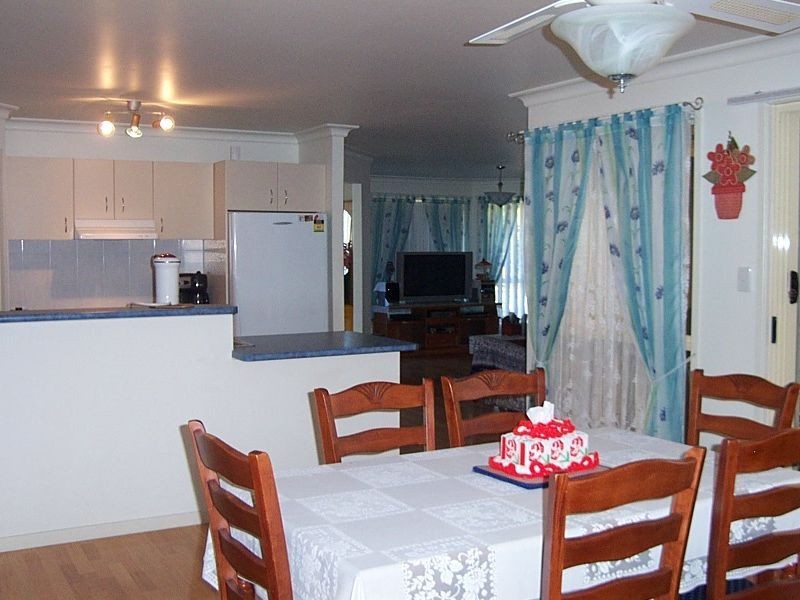 18 Salmon Place, Sandstone Point QLD 4511