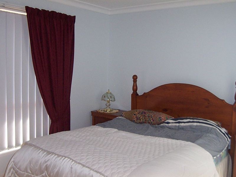 18 Salmon Place, Sandstone Point QLD 4511