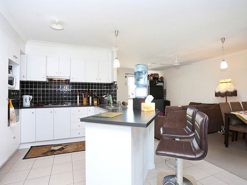 13 Dewdrop Place, Ningi QLD 4511