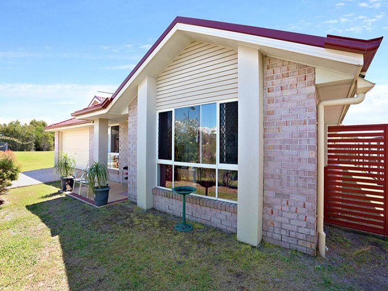13 Dewdrop Place, Ningi QLD 4511