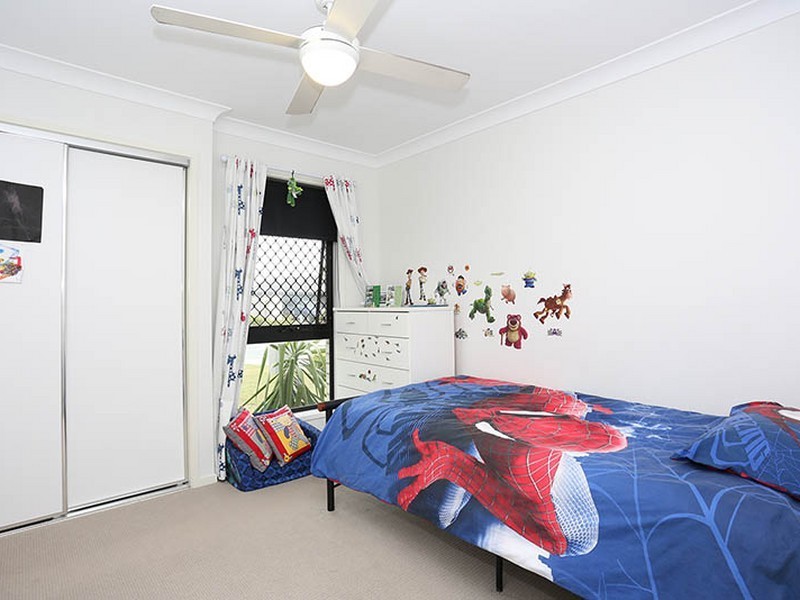 63 Sandheath Place, Ningi QLD 4511
