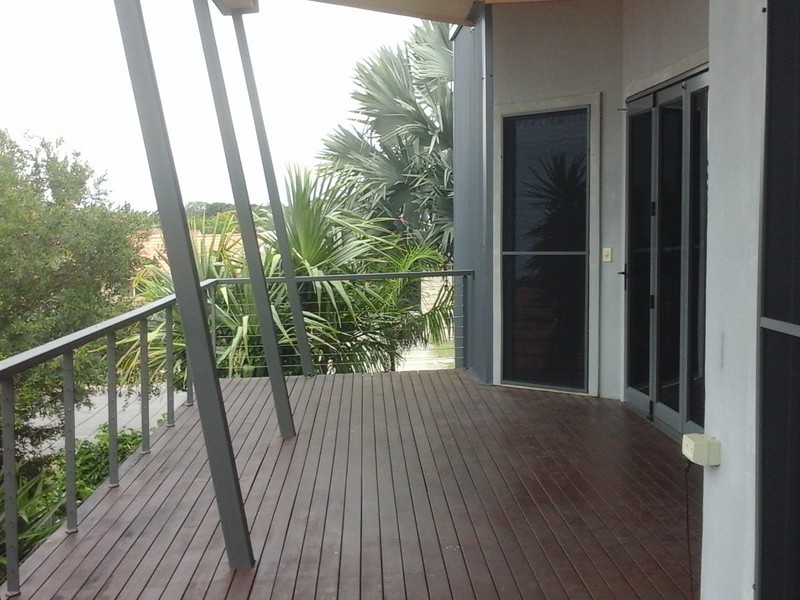 3 Wistari Way, Beachmere QLD 4510