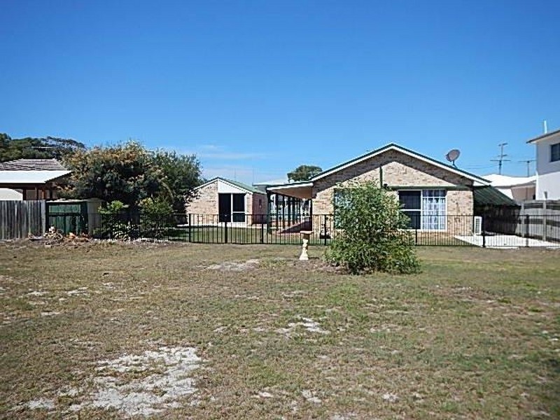 3 Eighth Avenue, Woorim QLD 4507