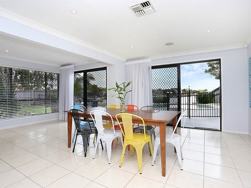 204 Endeavour Drive, Banksia Beach QLD 4507