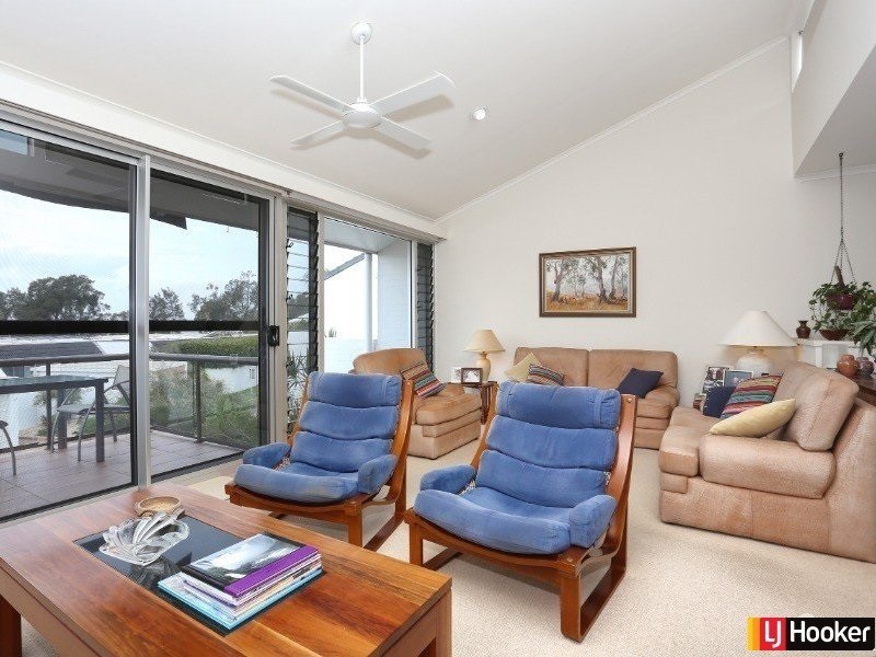 Sandstone Point QLD 4511