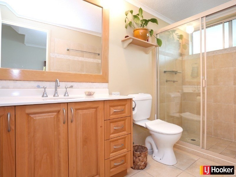 Sandstone Point QLD 4511