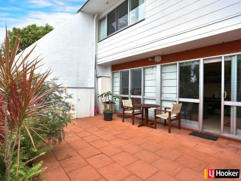 Sandstone Point QLD 4511