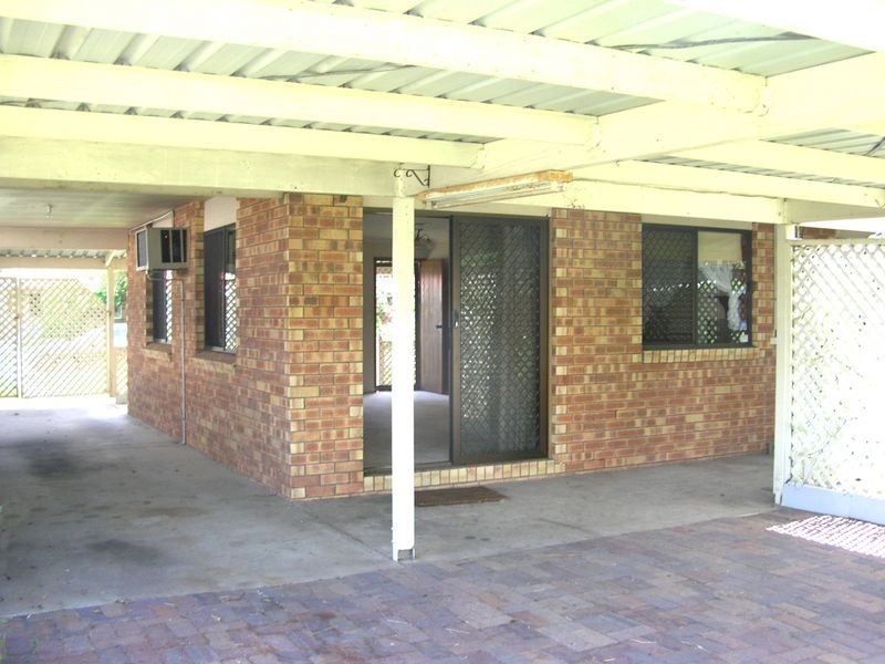 16 Gillian Street, Beachmere QLD 4510
