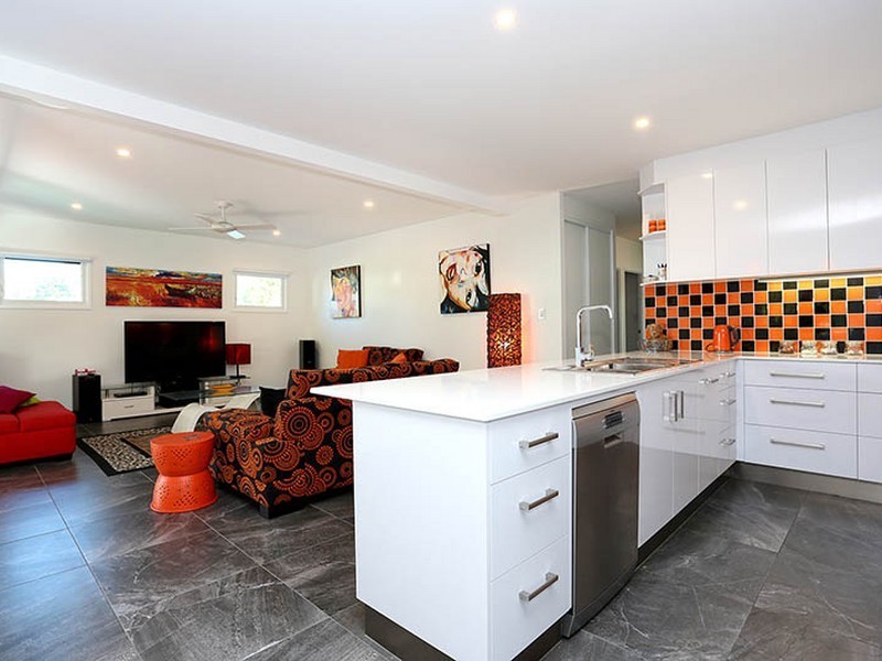 20 Banya Street, Bongaree QLD 4507