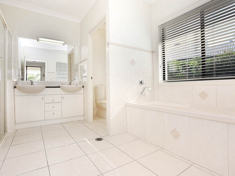 21 Marlin Court, Banksia Beach QLD 4507
