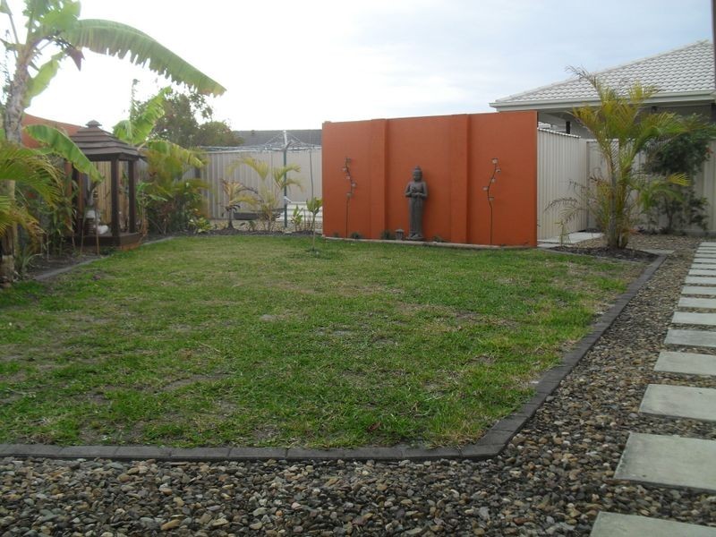 154 Marina Boulevard, Banksia Beach QLD 4507