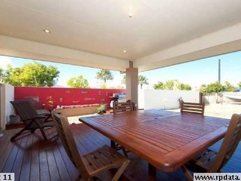 154 Marina Boulevard, Banksia Beach QLD 4507