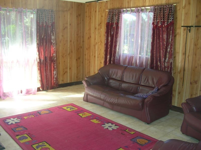 27 Gillian Street, Beachmere QLD 4510