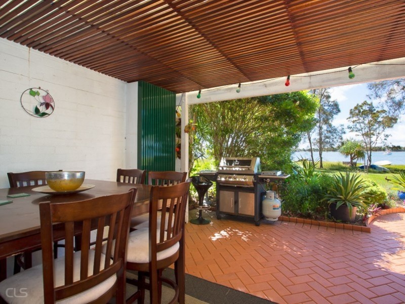 3A/16 Spinnaker Drive, Sandstone Point QLD 4511