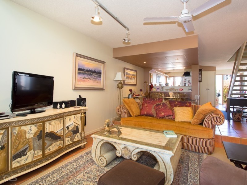 3A/16 Spinnaker Drive, Sandstone Point QLD 4511