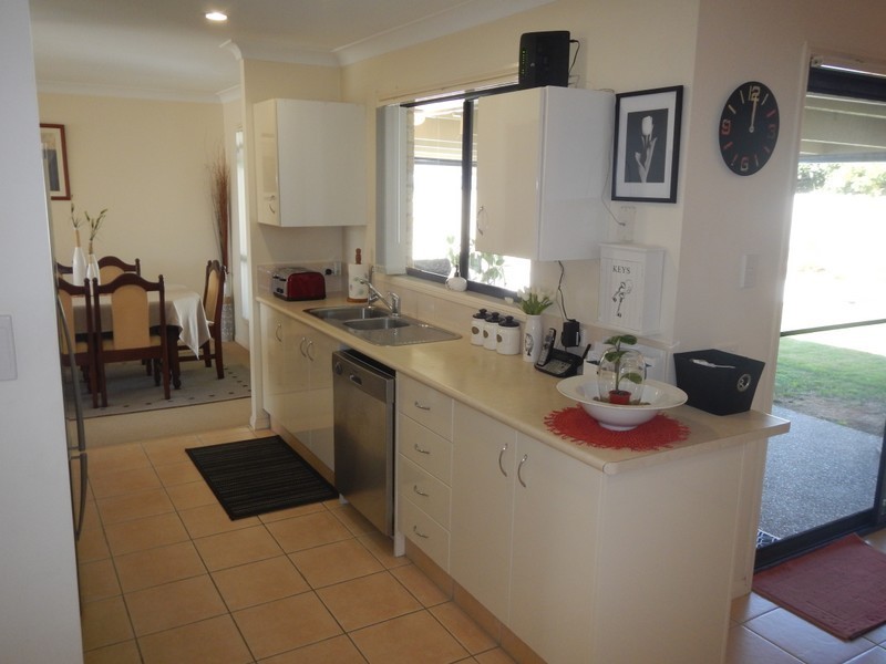 37 Mossman Way, Sandstone Point QLD 4511
