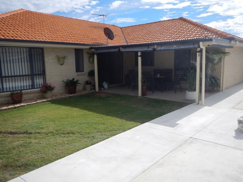 37 Mossman Way, Sandstone Point QLD 4511