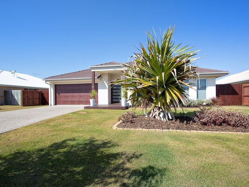 71 Sandheath Place, Ningi QLD 4511