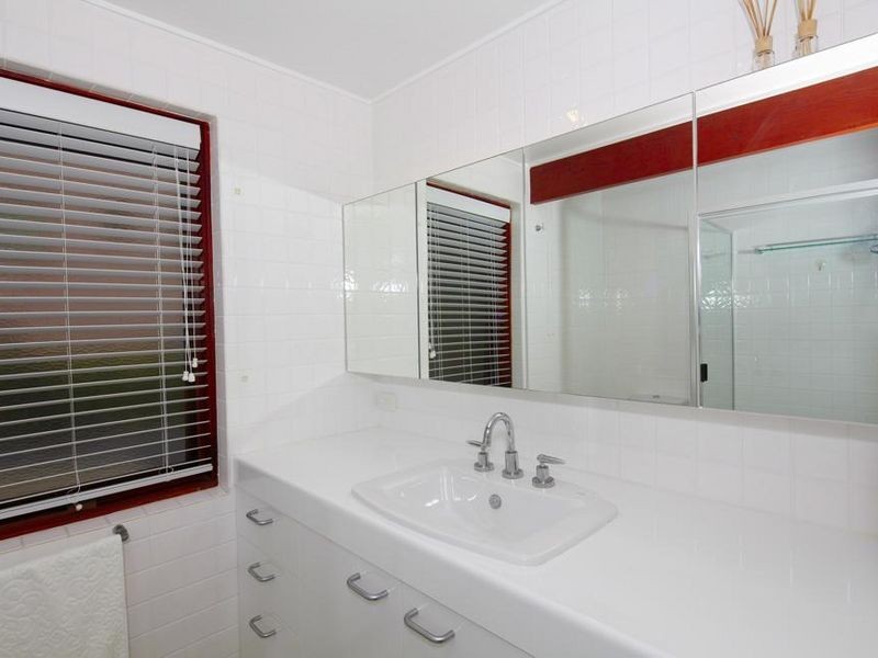 89 Sylvan Beach Esplanade, Bellara QLD 4507