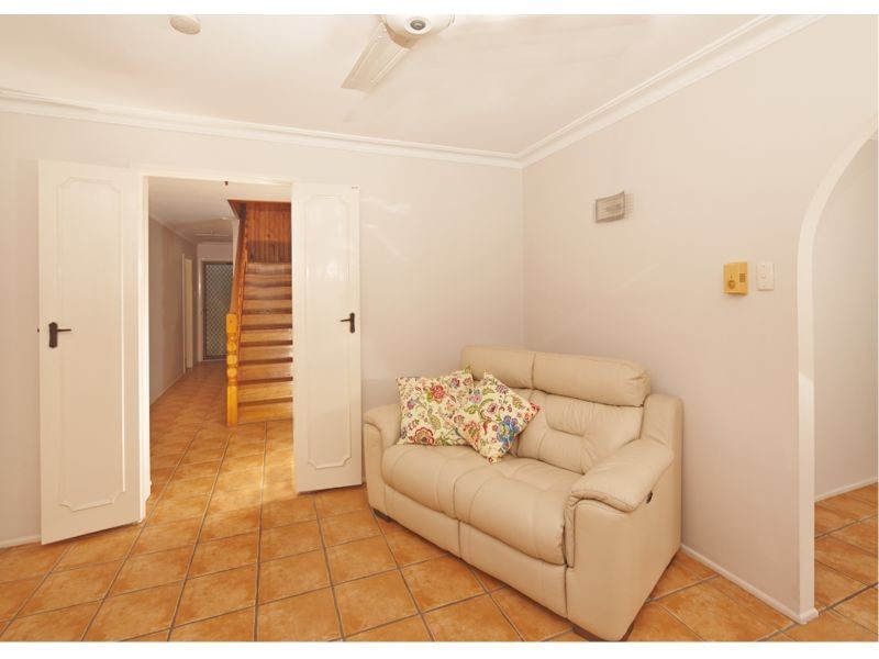 5B Biggs Avenue, Beachmere QLD 4510