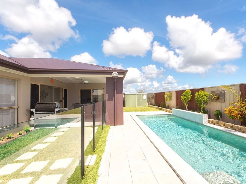 26 Blueberry St, Banksia Beach QLD 4507