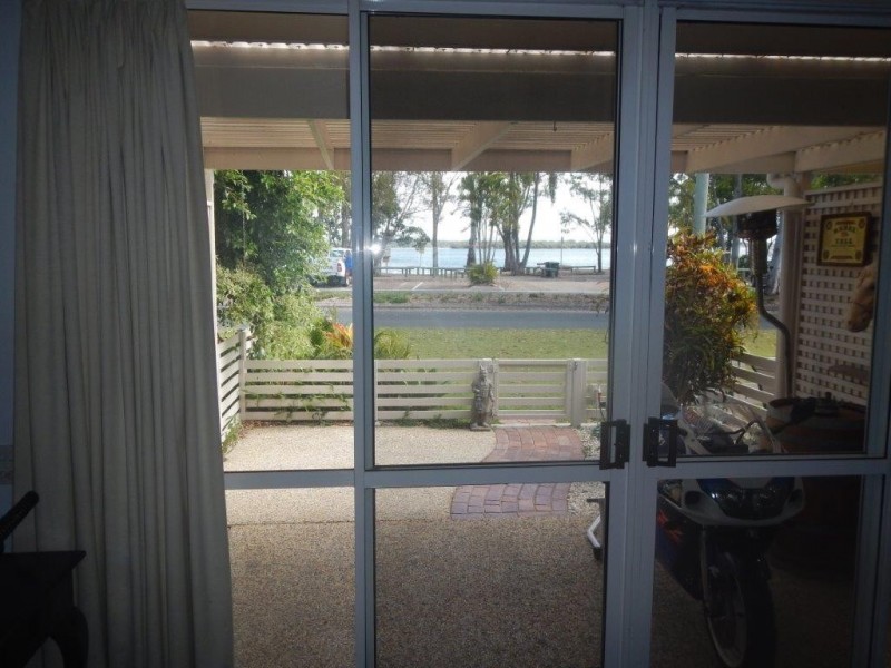 5/7 Solander Esplanade, Banksia Beach QLD 4507