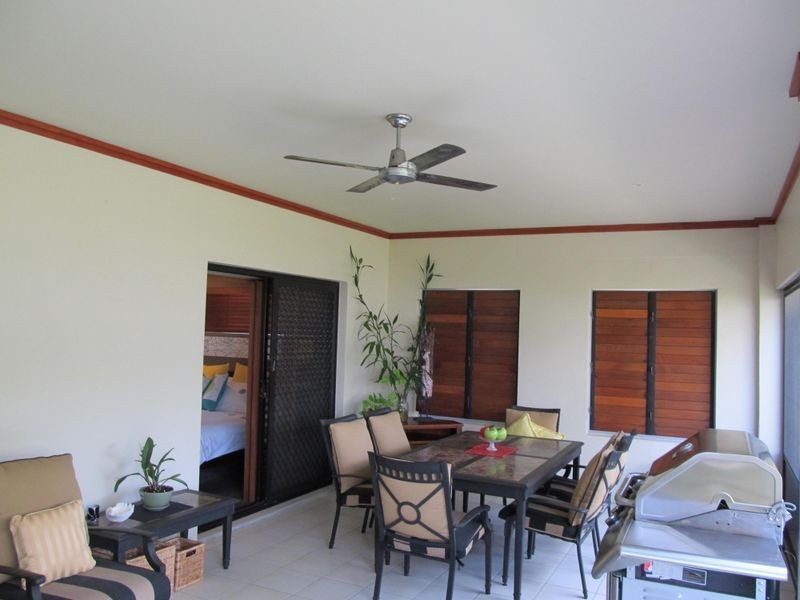 8 Avon Avenue, Bribie Island QLD 4507