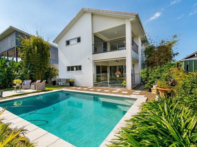 51 Dunebean Drive, Banksia Beach QLD 4507