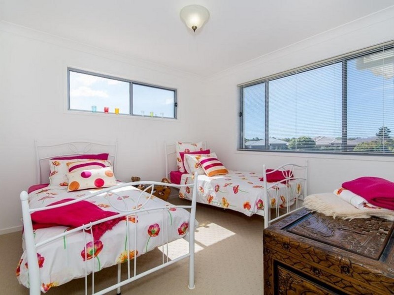 51 Dunebean Drive, Banksia Beach QLD 4507