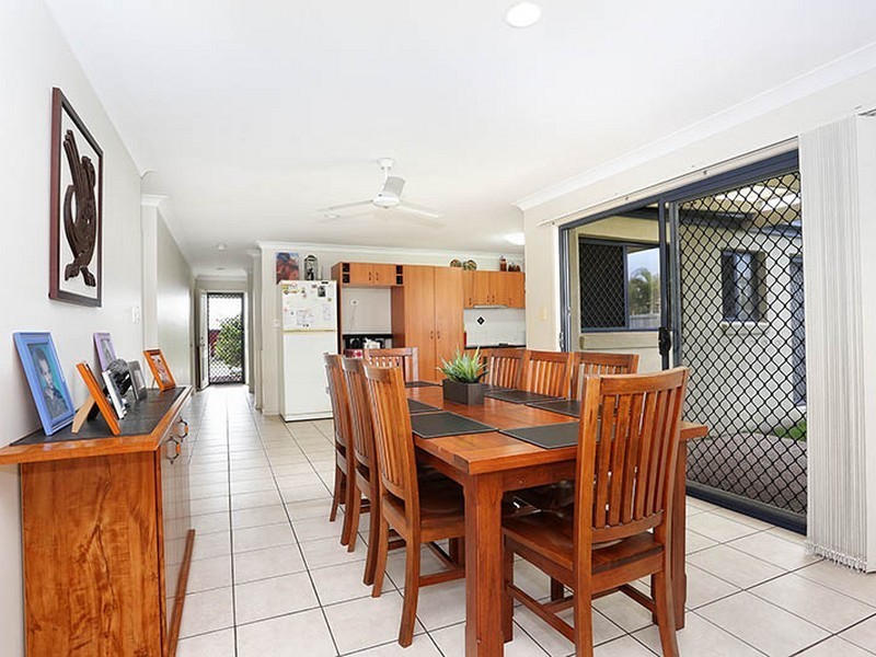 131 Carpenter Way, Sandstone Point QLD 4511