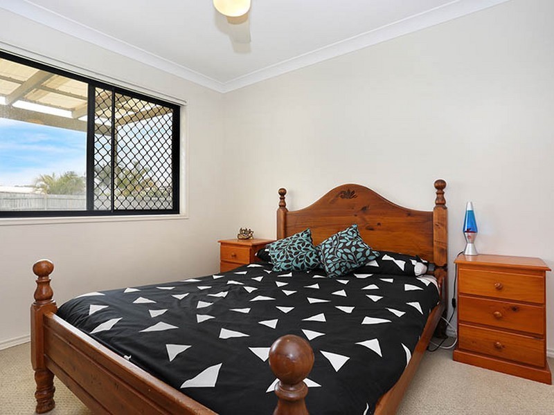 131 Carpenter Way, Sandstone Point QLD 4511
