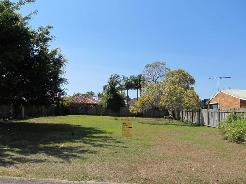 17 Yorkshire Drive, Banksia Beach QLD 4507