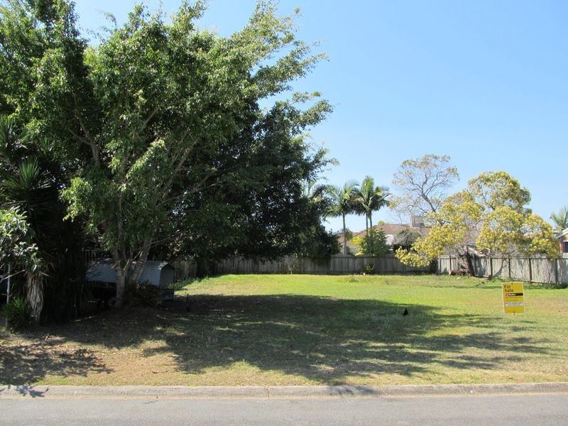 17 Yorkshire Drive, Banksia Beach QLD 4507