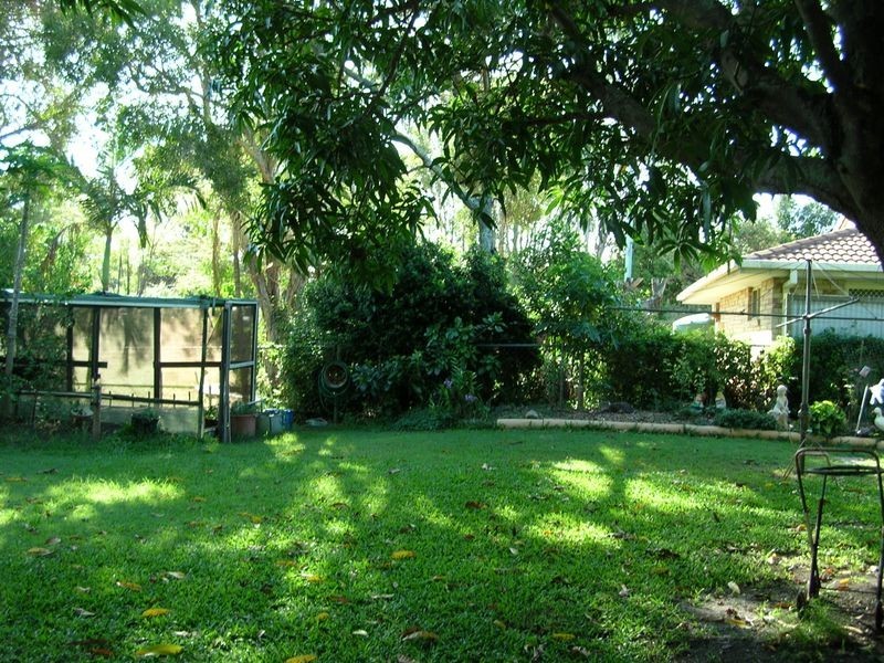 22 Lalroy Street, Beachmere QLD 4510