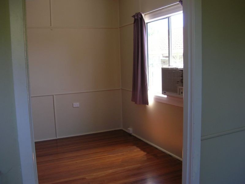 22 Lalroy Street, Beachmere QLD 4510