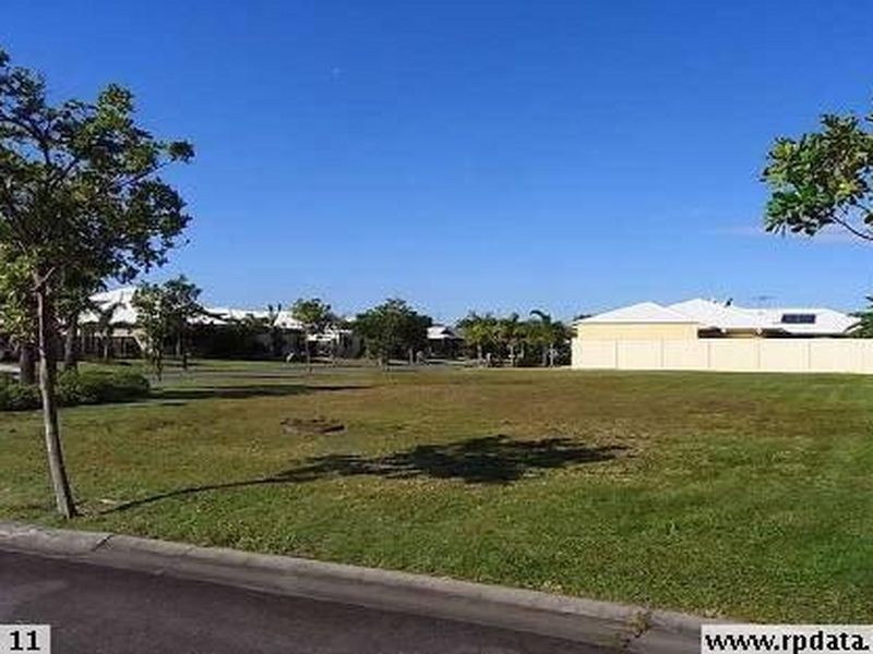 81 Kakadu Circuit, Banksia Beach QLD 4507