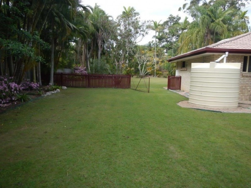 8 Alex Avenue, Ningi QLD 4511