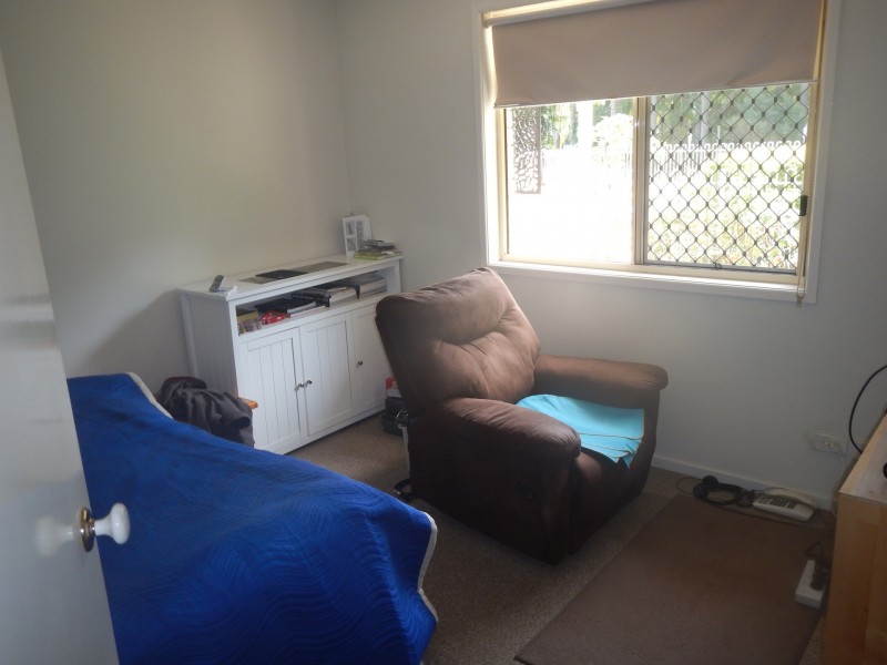 8 Alex Avenue, Ningi QLD 4511