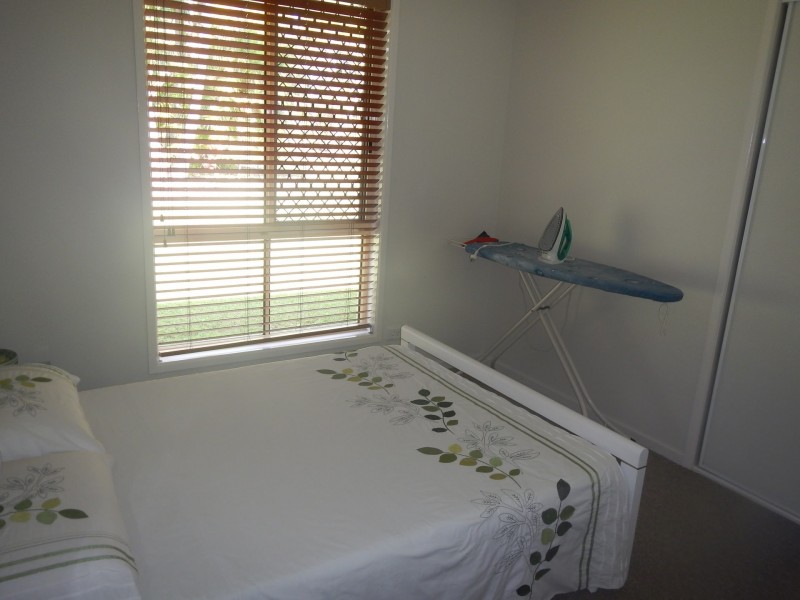 8 Alex Avenue, Ningi QLD 4511