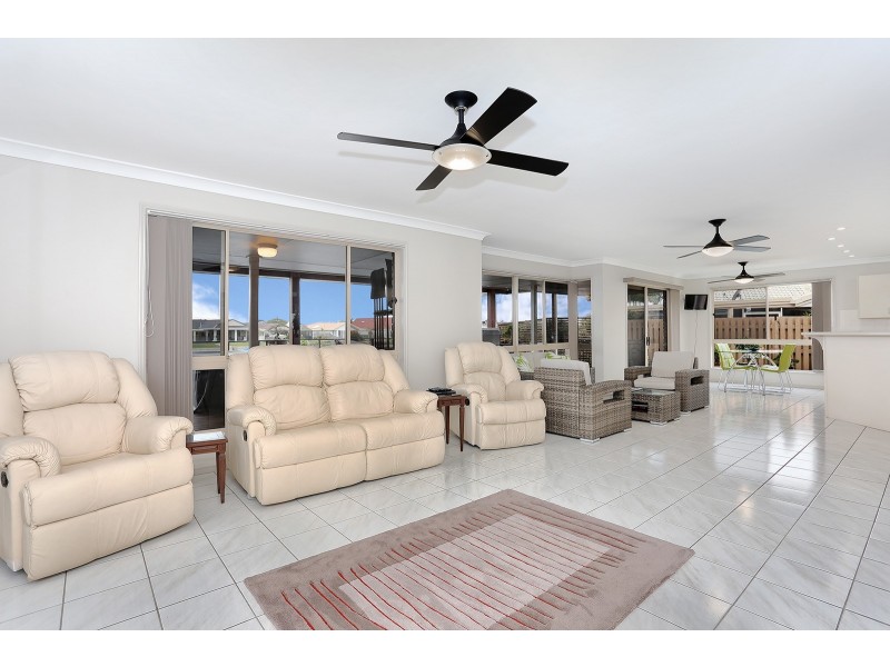 57 Oleander Drive, Bongaree QLD 4507