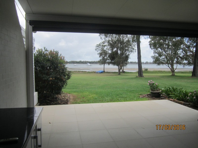 18A 16 Spinnaker Drive, Sandstone Point QLD 4511